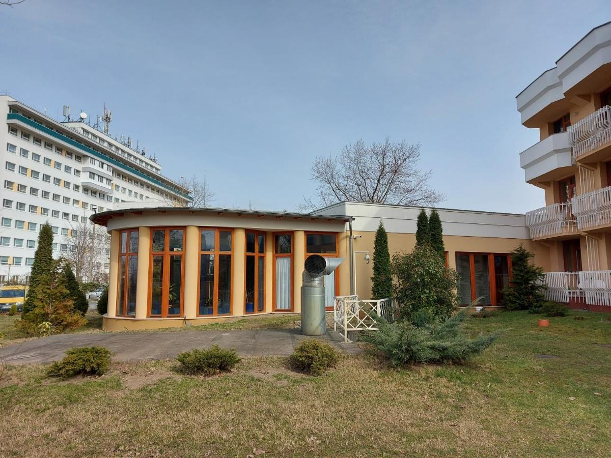 Csipke Hotel คิชคุนฮาลาส ภายนอก รูปภาพ