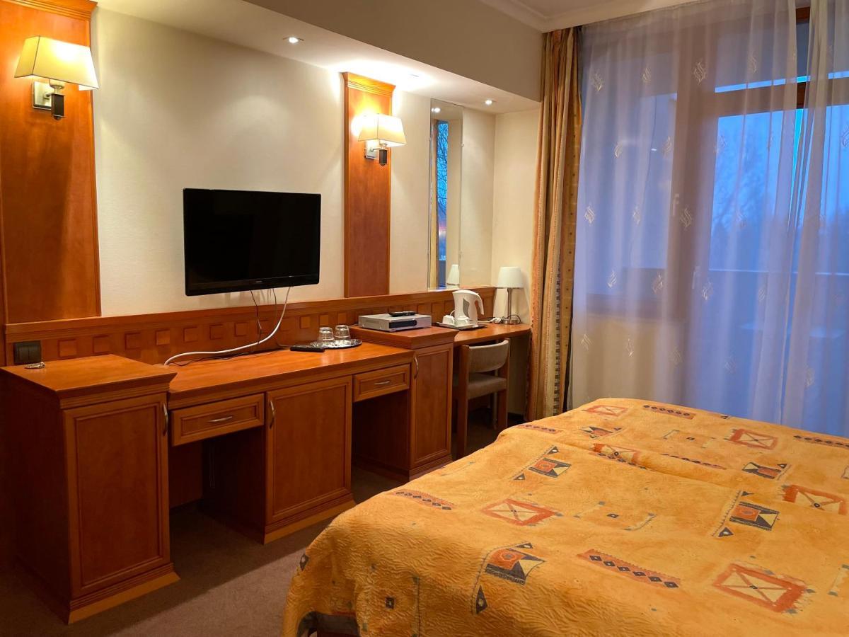 Csipke Hotel คิชคุนฮาลาส ภายนอก รูปภาพ