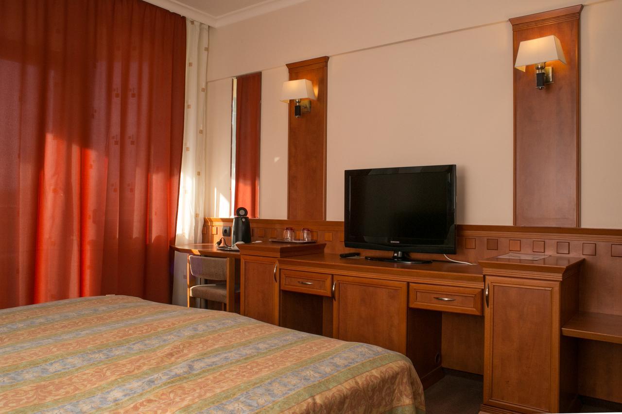Csipke Hotel คิชคุนฮาลาส ภายนอก รูปภาพ